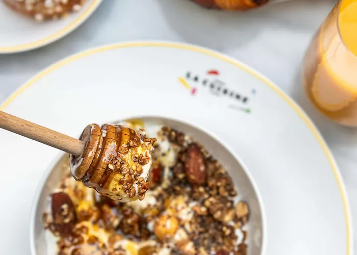 Hotel Le Royal Monceau Raffles 5*