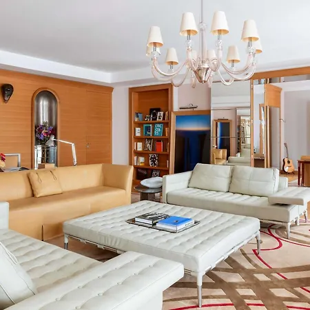 Le Royal Monceau Raffles 5*