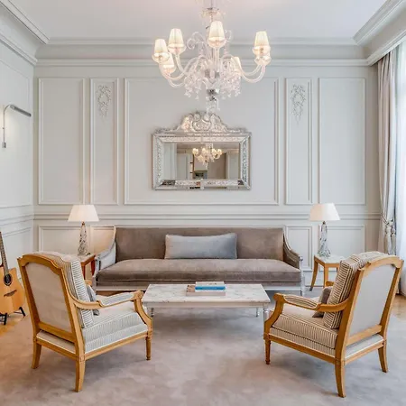Hotel Le Royal Monceau Raffles 5*