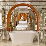 Le Royal Monceau Raffles Paris