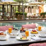 Otel Le Royal Monceau Raffles Paris