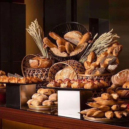 Hotell Le Royal Monceau Raffles 5*