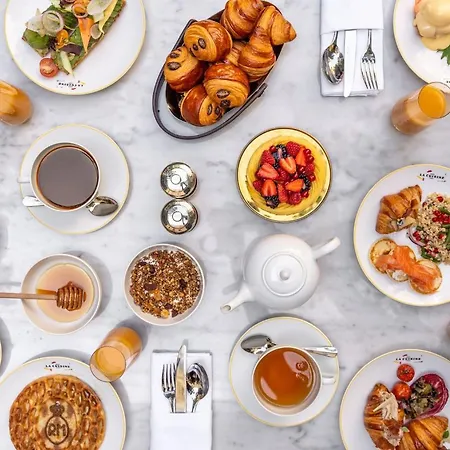 Szálloda Le Royal Monceau Raffles 5*