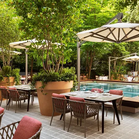 Le Royal Monceau Raffles Szálloda
