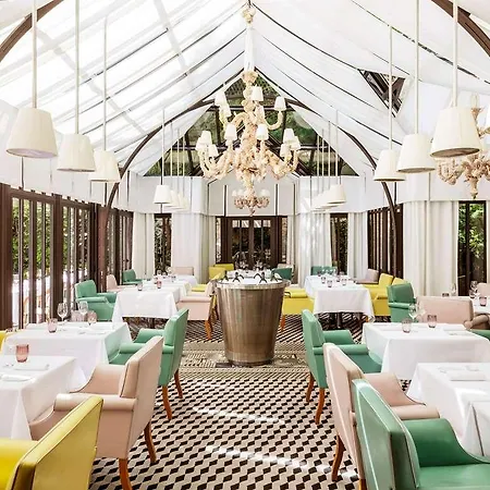 Le Royal Monceau Raffles Paříž