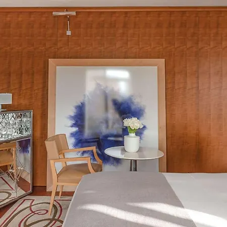 Hotell Le Royal Monceau Raffles