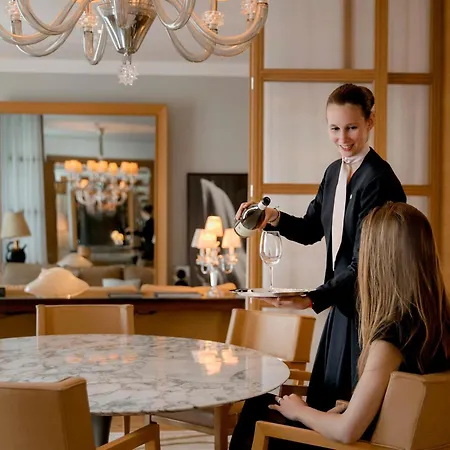Le Royal Monceau Raffles Hotel 5*