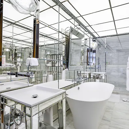 Hotell Le Royal Monceau Raffles