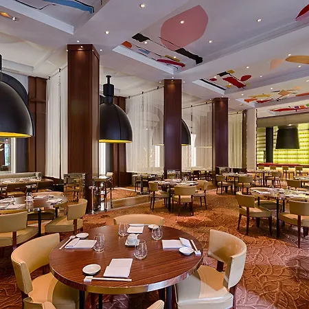 Le Royal Monceau Raffles