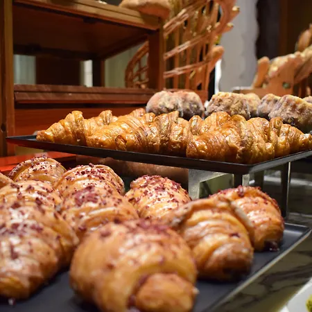 Otel Le Royal Monceau Raffles Paris