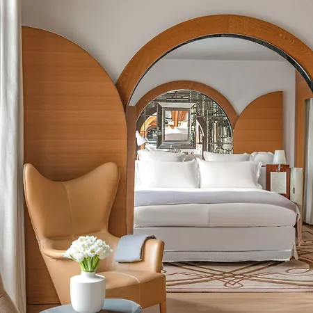 Le Royal Monceau Raffles 5*