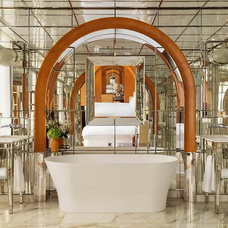 Hotel Le Royal Monceau Raffles