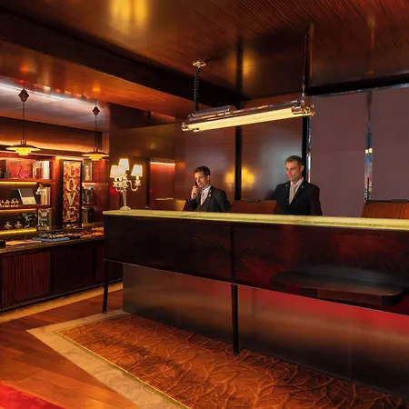 Otel Le Royal Monceau Raffles 5*