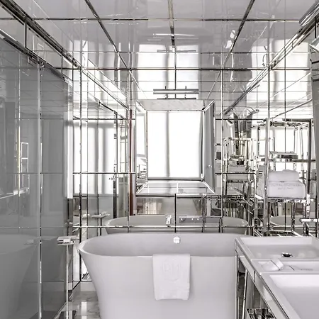 Le Royal Monceau Raffles מלון