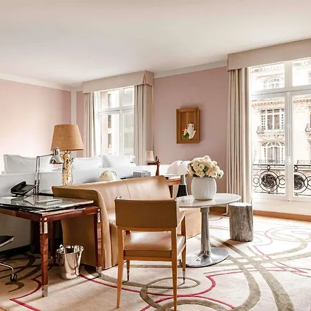 르 로열 몽소 라플 5* 파리