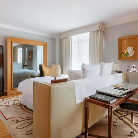 Le Royal Monceau Raffles מלון פריז