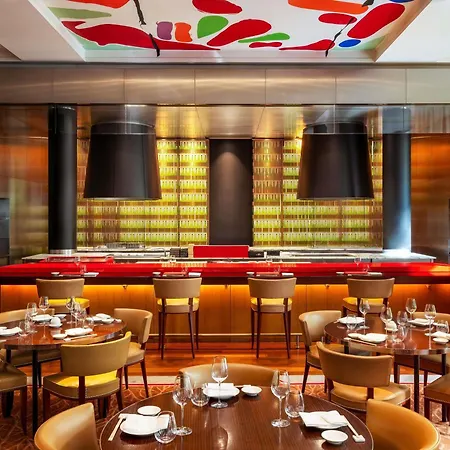 Le Royal Monceau Raffles Párizs