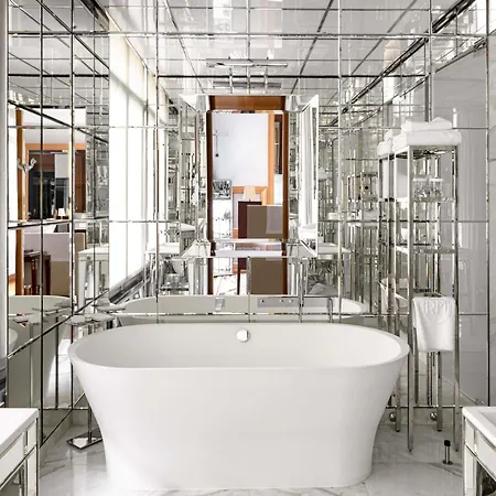 מלון Le Royal Monceau Raffles