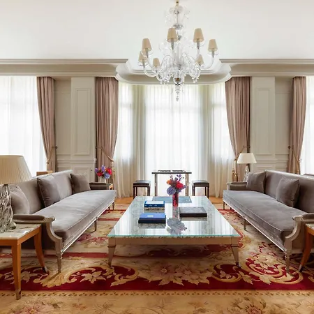 מלון Le Royal Monceau Raffles פריז