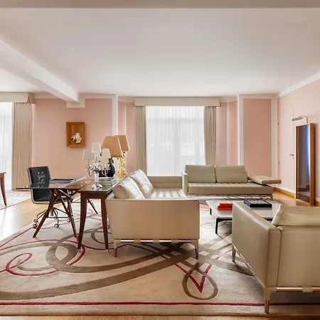 Le Royal Monceau Raffles מלון