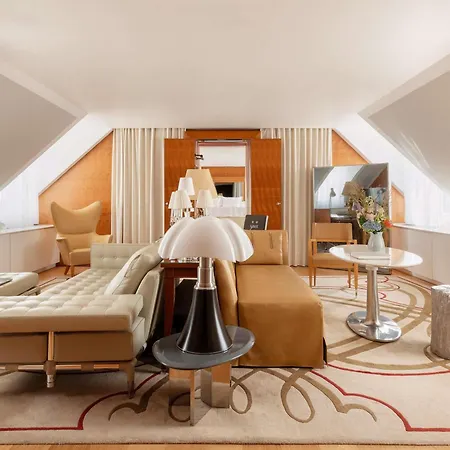 Le Royal Monceau Raffles 5* Париж