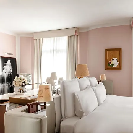 Le Royal Monceau Raffles Hotel