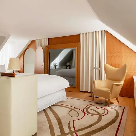 Le Royal Monceau Raffles Париж
