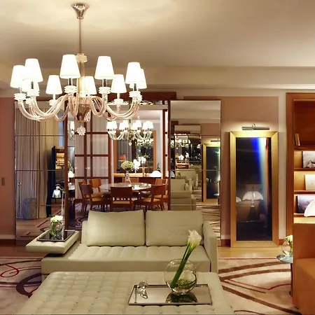 Otel Le Royal Monceau Raffles 5*