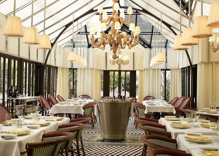 Le Royal Monceau Raffles 5*