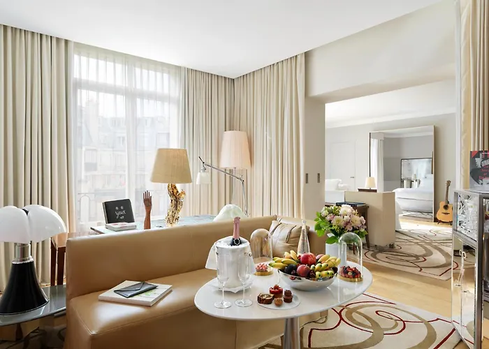 Hotel Le Royal Monceau Raffles 5*