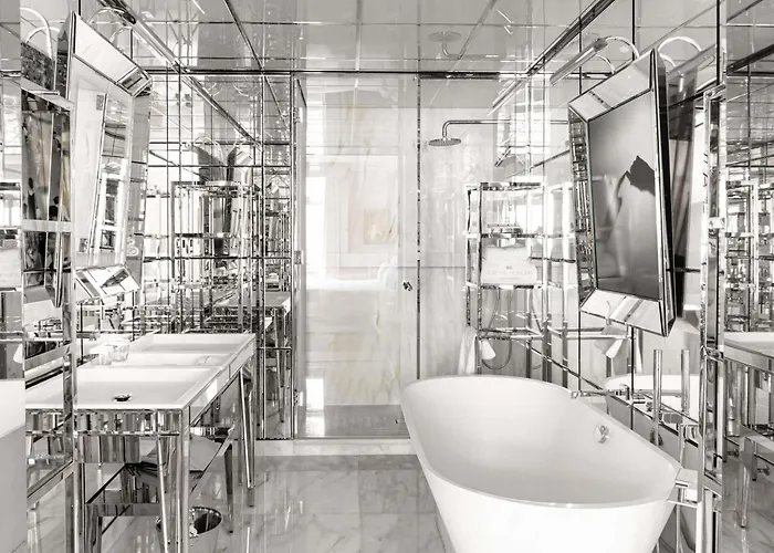 Le Royal Monceau Raffles Hotel Paris