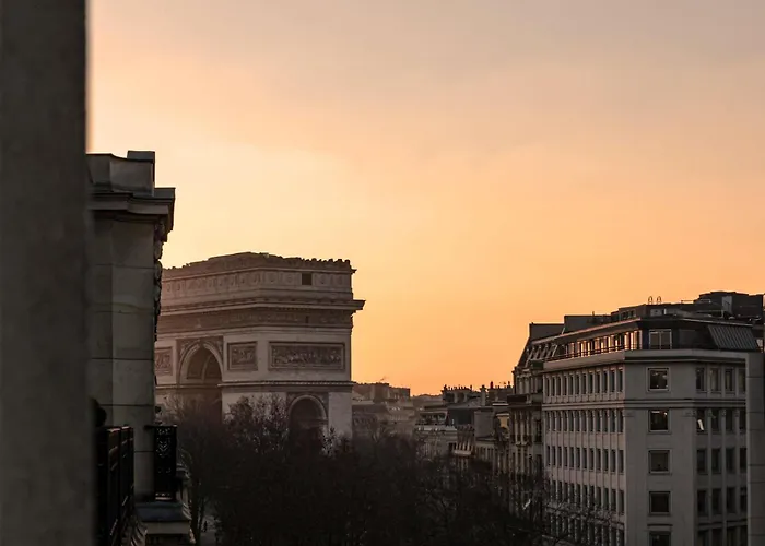 Le Royal Monceau Raffles Hotel