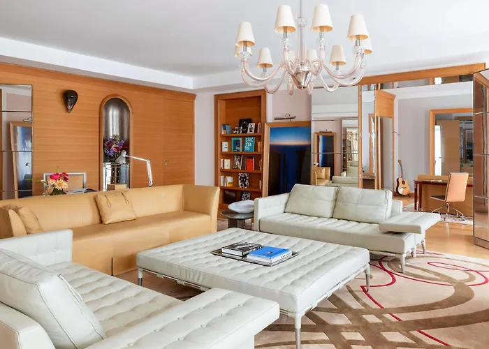 Le Royal Monceau Raffles 5*