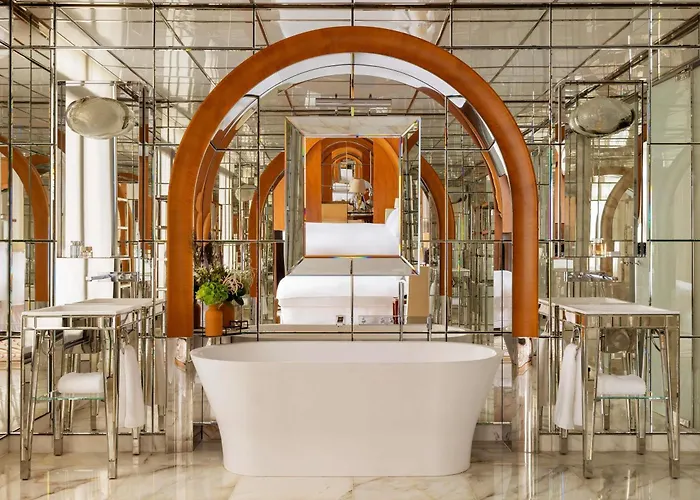 Le Royal Monceau Raffles Paris