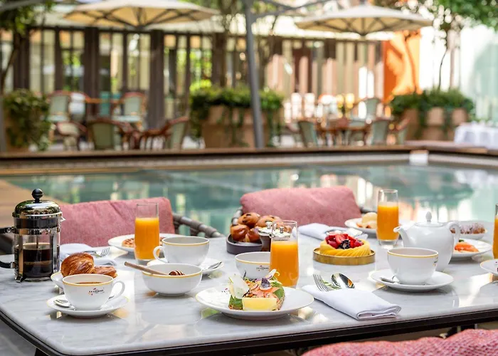 Hotel Le Royal Monceau Raffles 5*