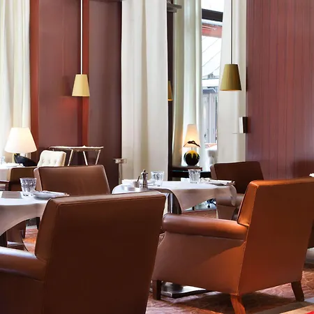 Отель Le Royal Monceau Raffles 5*