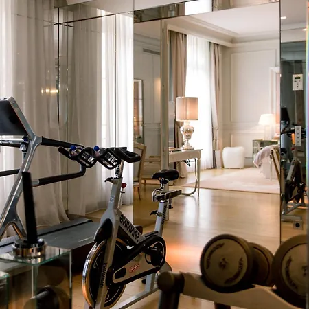 Hotel Le Royal Monceau Raffles 5*