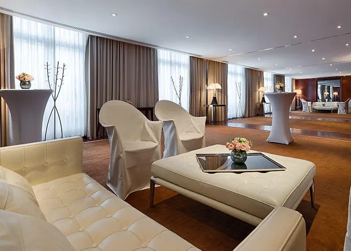 Le Royal Monceau Raffles Hotel